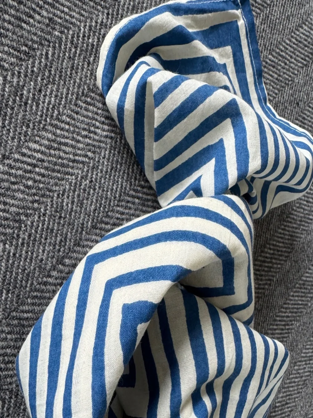 NWOT, HEMLOCK BANDANA/SCARF IN CUTE SKY BLUE STRIPE